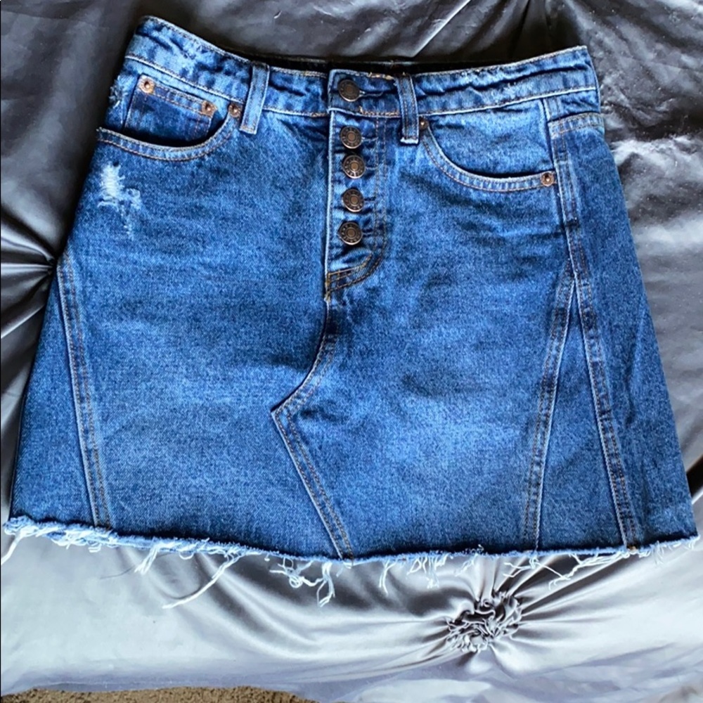 Windsor medium wash denim skirt
